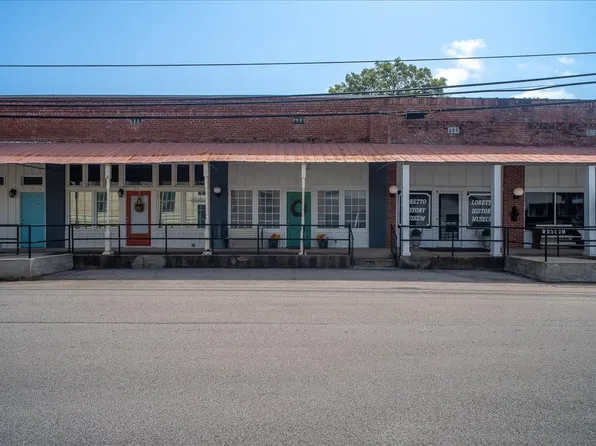 126 E Main St, Loretto, TN 38469