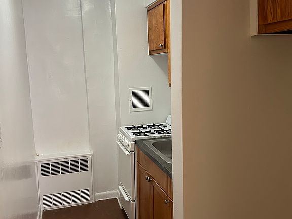 5th image of 4124 50th St APT 2A