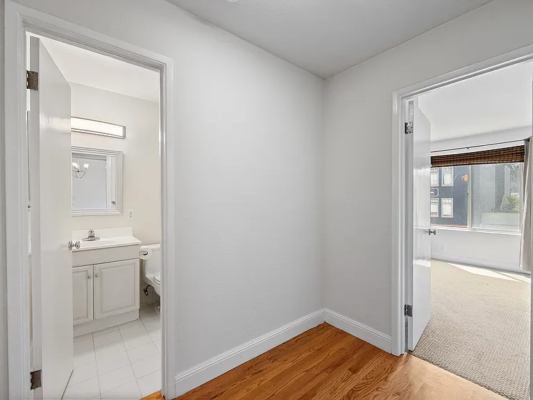 1958 Golden Gate Ave #1 — Photo 20