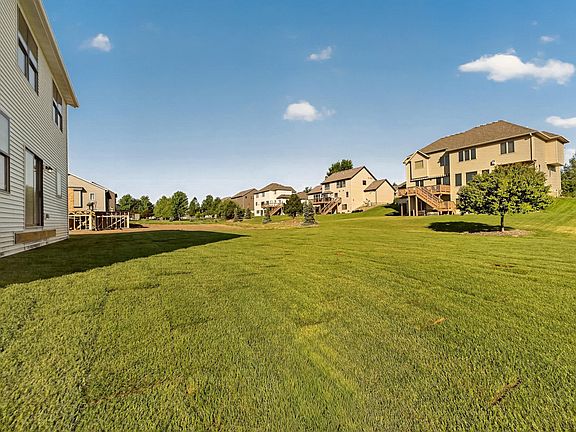 4th image of 3435 Stonehedge Dr NE