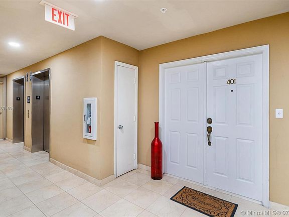 3rd image of 671 Biltmore Way APT 401
