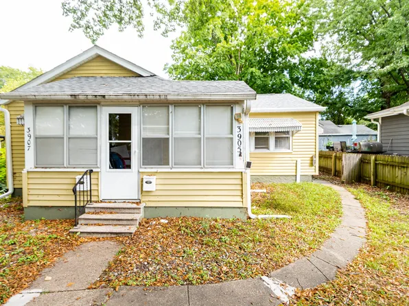 3905 8th St, Des Moines, IA 50313