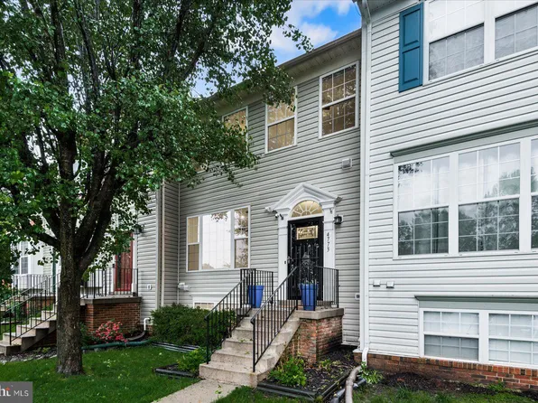 4773 Benecia Ln, Dumfries, VA 22025