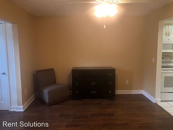 3rd image of 4506 S Oak Dr Unit S31