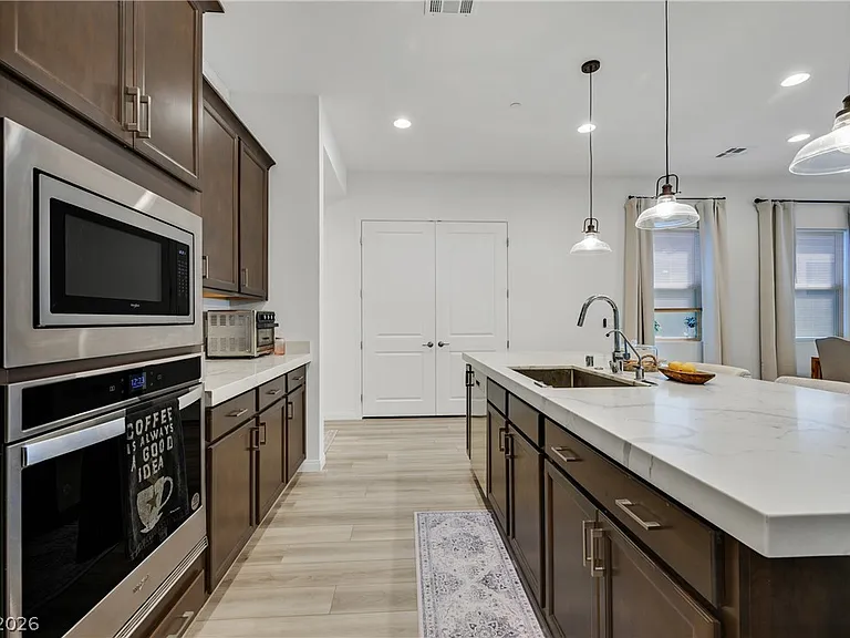 111 Ibiza Lake Dr — Photo 12