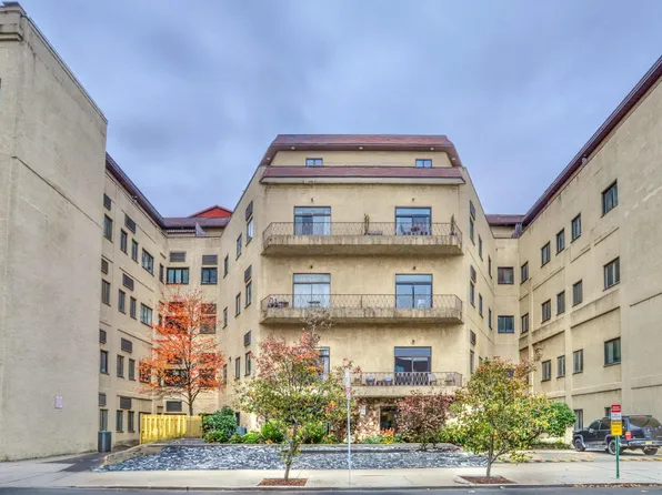 75 Liberty Avenue image 26 of 30