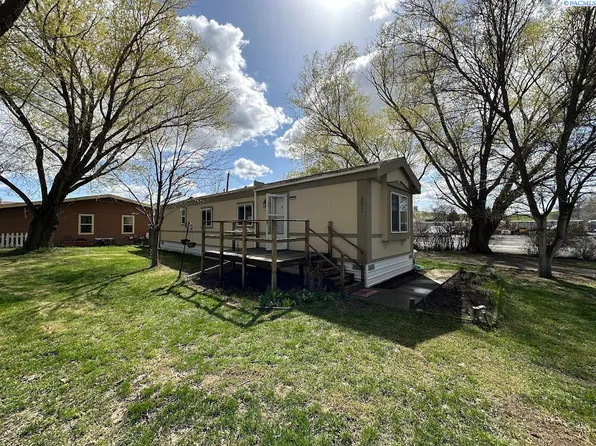 201 D St, Endicott, WA 99125