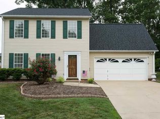 134 W Long Creek Ct, Simpsonville, SC 29680