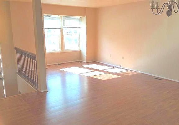 3rd image of 15925 Indian Hills Ter