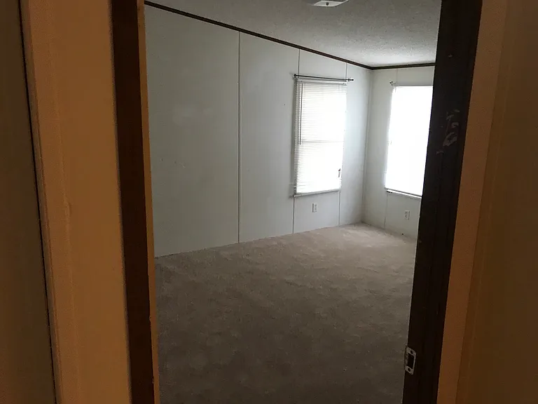 149 Smith Dr — Photo 4