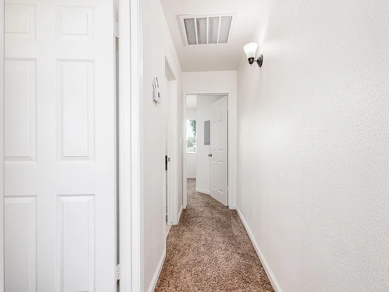 701 S Encina St #A — Photo 11