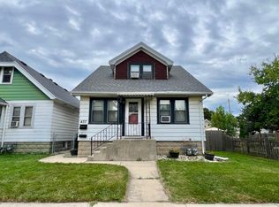 437 S 73rd St, Milwaukee, WI 53214
