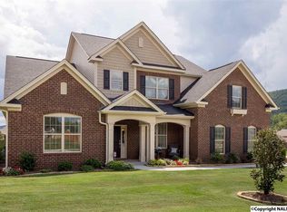 4510 Clyde Cir SE, Owens Cross Roads, AL 35763