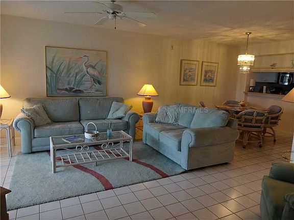 3rd image of 1013 Wexford Blvd #1013