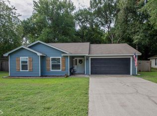 108 Boxwood Ct, Kingsland, GA 31548