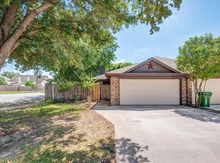 7530 April Ln, North Richland Hills, TX 76182