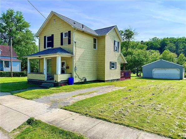 1910 Hamilton St, New Castle, PA 16101