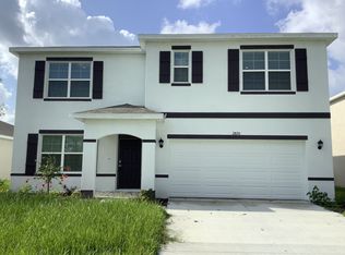 2820 Edgewood Dr, Parrish, FL 34219