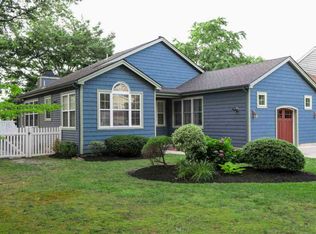 105 Parkwood Pl, Linwood, NJ 08221