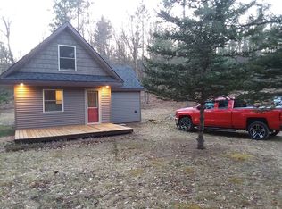 15533 Oak Dr SE, Grayling, MI 49738