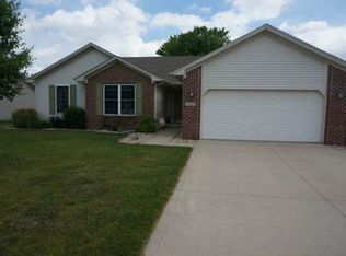 6104 E Prairie Stream Way, Columbus, IN 47203