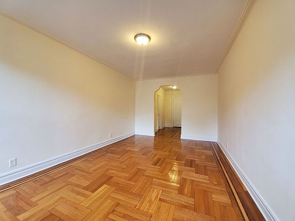 3rd image of 1654 E 13th St APT 2F