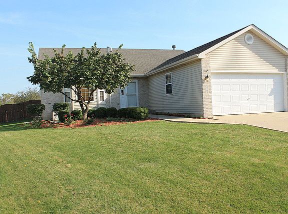 3rd image of 2707 Cross Creek Ct