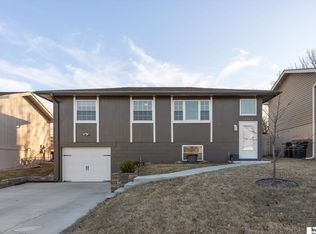 12963 Browne Cir, Omaha, NE 68164