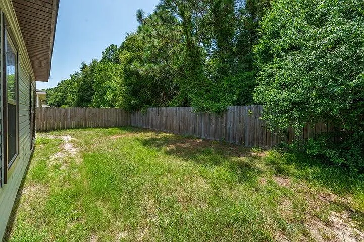2239 Tom St — Photo 37
