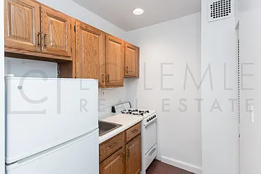 Rented by LC Lemle Real Estate Group