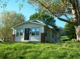 711 E Colorado Ave, Saint Joseph, MO 64504