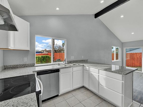 3rd image of 187 Murphys Ct