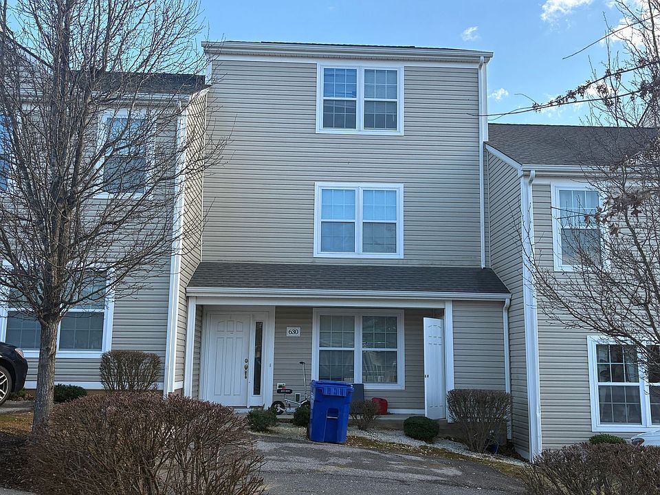 1st image of 630 Pin Oak Dr NW