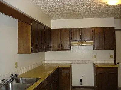 1380 W Cambridge St — Photo 4