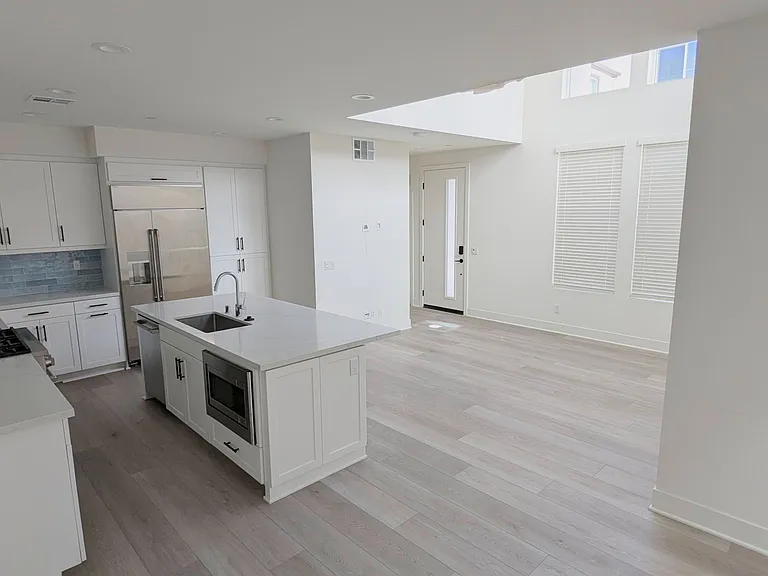 10632 Hud Ct — Photo 4