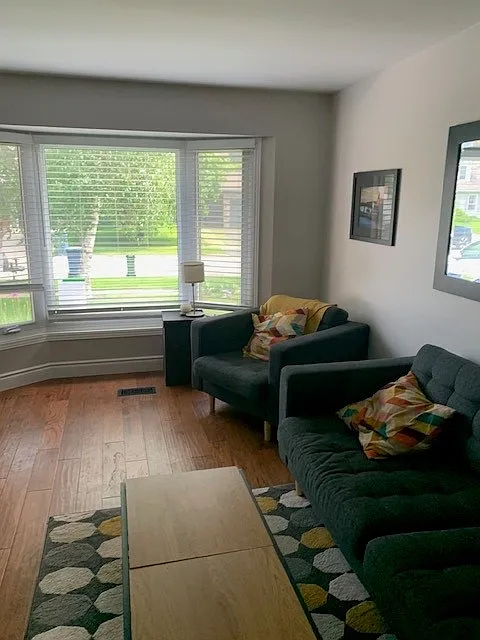 53 Freshmeadow Way Upper Level — Photo 2