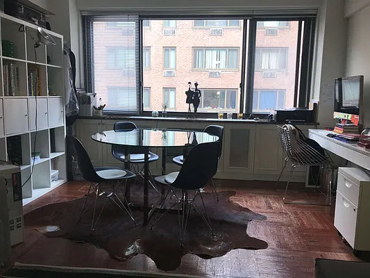 Rented by Shany Landmarks LLC | media 34