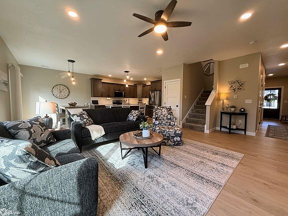 5th image of 103 Stonebrook Ct