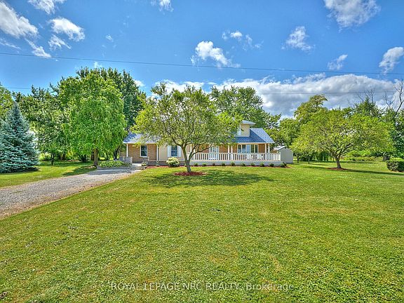 2nd image of 4040 Lakeshore Rd
