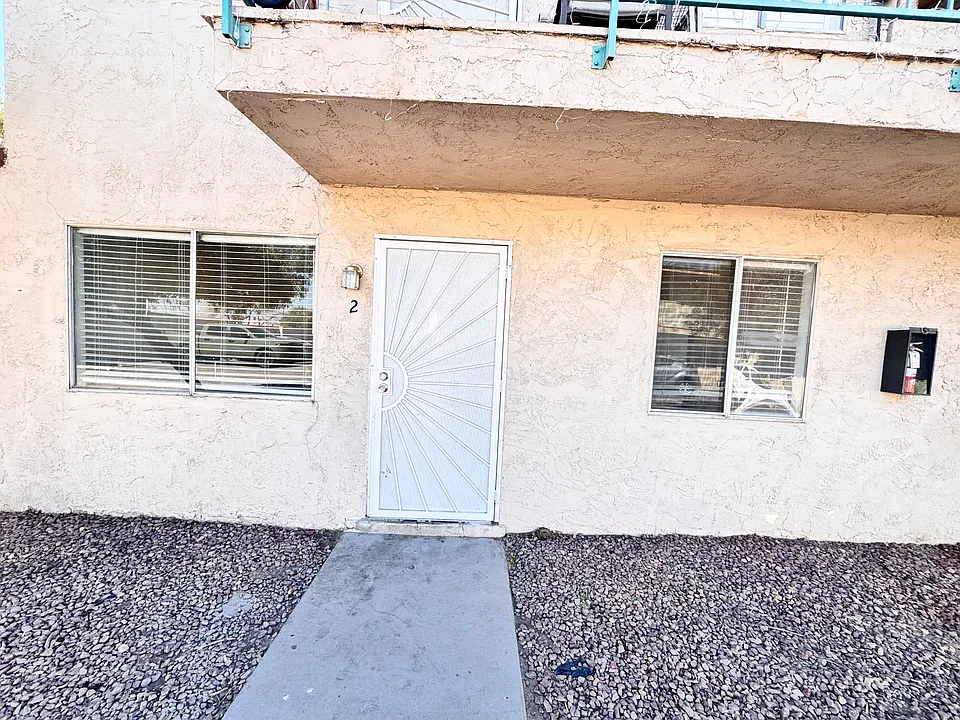 3356 Sylvia St #2
