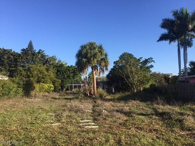 2nd image of 2805 Gulfview Dr