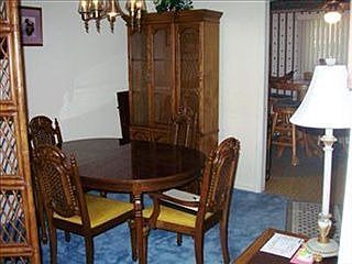 4th image of 5861 Seven Gables Ave