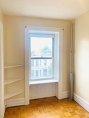 3rd image of 20 Hawthorne St #3