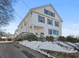 9 Sutton Ave, Oxford, MA 01540