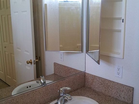 3rd image of 3350 Kearsage Dr Unit B101