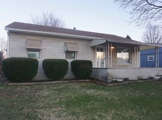 122 Portland Pl, Lincoln, IL 62656