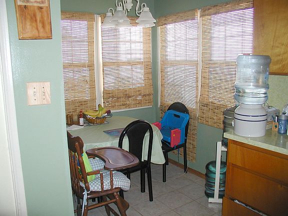 5th image of 221 E Platt St
