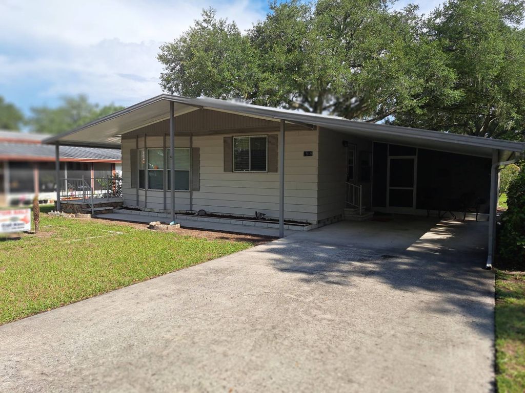 2509 Oakhill Park Pl, Valrico, FL - View 2