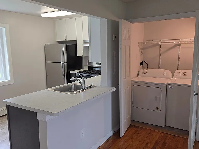 LAWRENCEVILLE GARDEN APARTMENTS AND TOWNHOMES — Photo 37