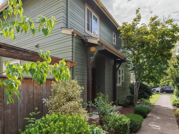 1653 Riley Ln, Eugene, OR 97402